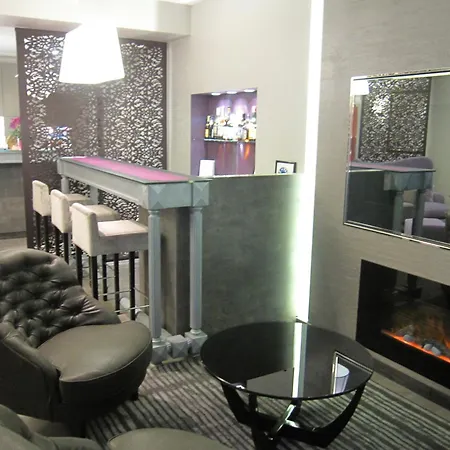 Harvey Hotel